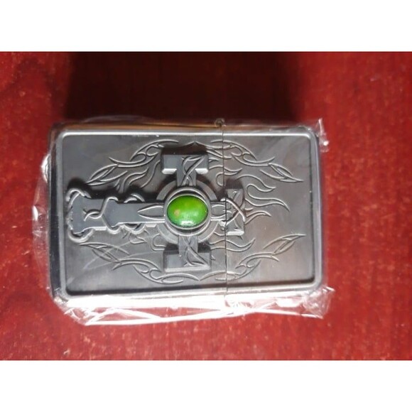 Celtic Cross Lighter - Picture 1 of 1